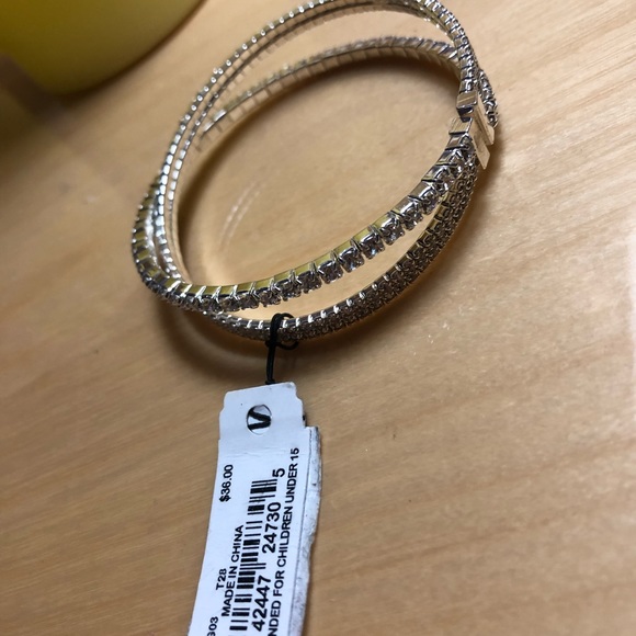 Anne Klein bracelet - Picture 6 of 7